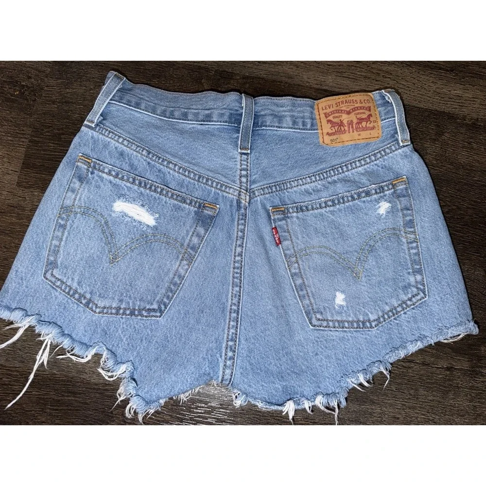 Levis Shorts Womens 24 blue Denim 501 Cut Off Premium Button Fly Size 24